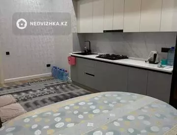 70.3 м², 2-комнатная квартира, этаж 2 из 10, 70 м², изображение - 11