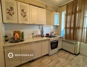 3-комнатная квартира, этаж 1 из 5, 70 м²