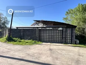 5-комнатный дом, 8 соток, 300 м²