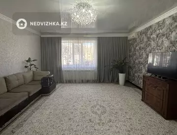 3-комнатная квартира, этаж 5 из 5, 121 м²