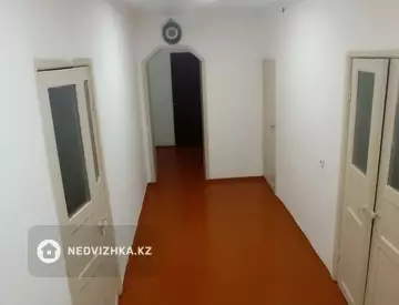 4-комнатный дом, 5 соток, 90 м²