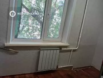 3-комнатная квартира, этаж 4 из 5, 60 м²