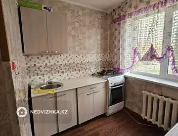 3-комнатная квартира, этаж 2 из 5, 56 м²