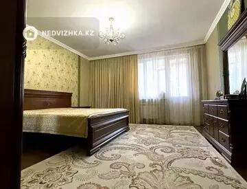 3-комнатная квартира, этаж 11 из 20, 145 м²
