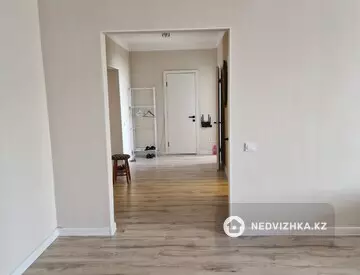 2-комнатная квартира, этаж 2 из 5, 72 м²