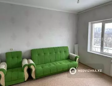 3-комнатная квартира, этаж 3 из 3, 67 м²