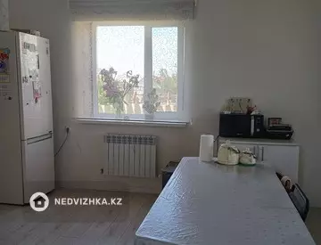 4-комнатный дом, 5 соток, 180 м²