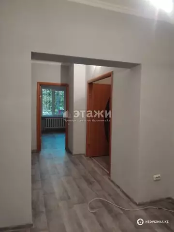 2-комнатная квартира, этаж 1 из 16, 82 м²