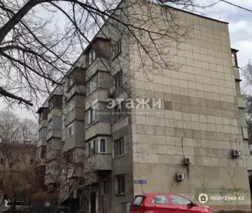 2-комнатная квартира, этаж 4 из 5, 54 м²