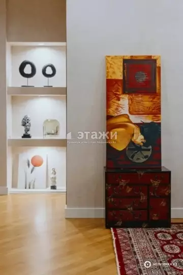 3-комнатная квартира, этаж 18 из 20, 150 м²