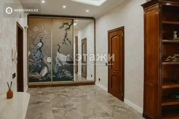 3-комнатная квартира, этаж 18 из 20, 150 м²