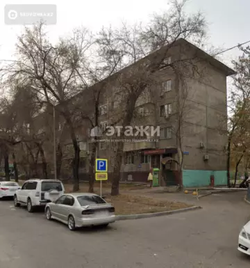3-комнатная квартира, этаж 3 из 5, 62 м²