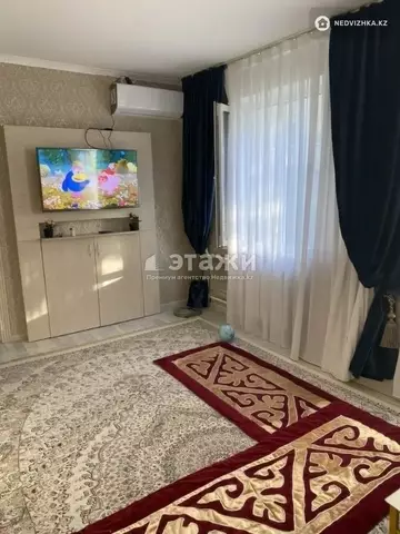 3-комнатная квартира, этаж 3 из 5, 56 м²