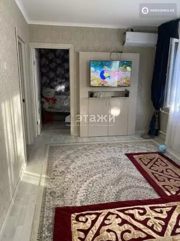 3-комнатная квартира, этаж 3 из 5, 56 м²