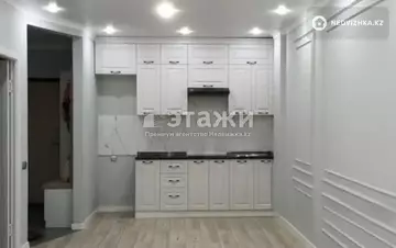 3-комнатная квартира, этаж 4 из 8, 53 м²