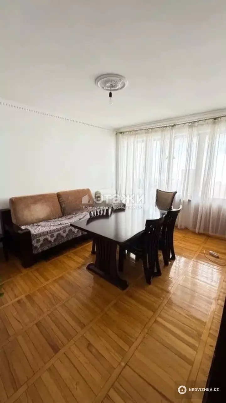 64.5 м², 2-комнатная квартира, этаж 4 из 5, 64 м², изображение - 1