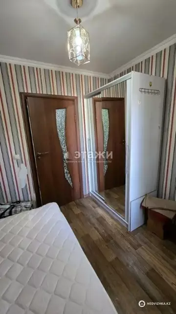 2-комнатная квартира, этаж 3 из 5, 36 м²