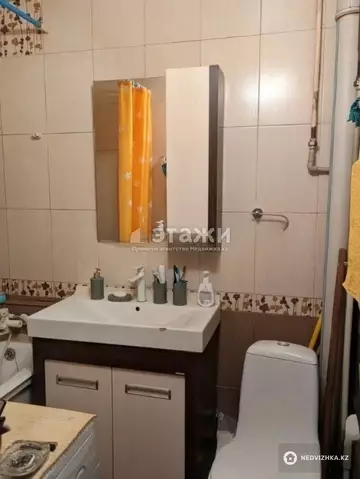60-комнатная квартира, этаж 1 из 6, 60 м²