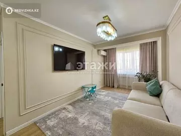 3-комнатная квартира, этаж 1 из 10, 82 м², на длительный срок