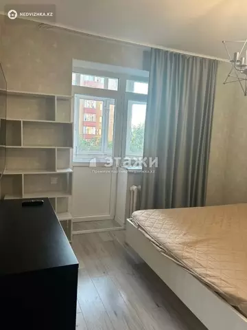 3-комнатная квартира, этаж 4 из 9, 74 м²