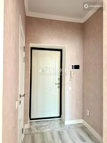 1-комнатная квартира, этаж 7 из 10, 38 м²