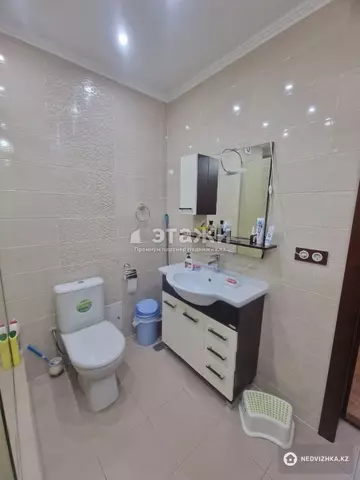 4-комнатная квартира, этаж 14 из 15, 198 м²