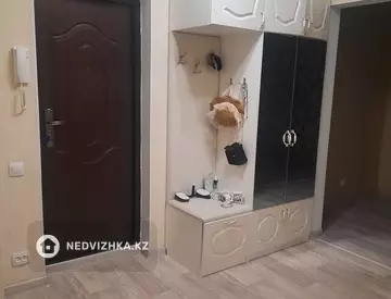 2-комнатная квартира, этаж 3 из 6, 56 м²