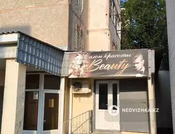 Готовый бизнес, в жилом доме, этаж 1 из 1, 76 м²