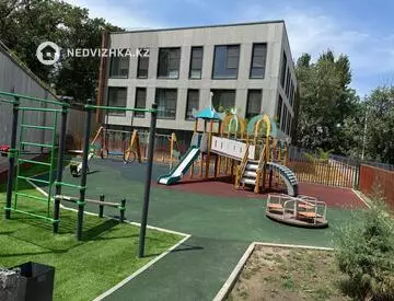 218.8 м², 4-комнатная квартира, этаж 3 из 3, 219 м², изображение - 8