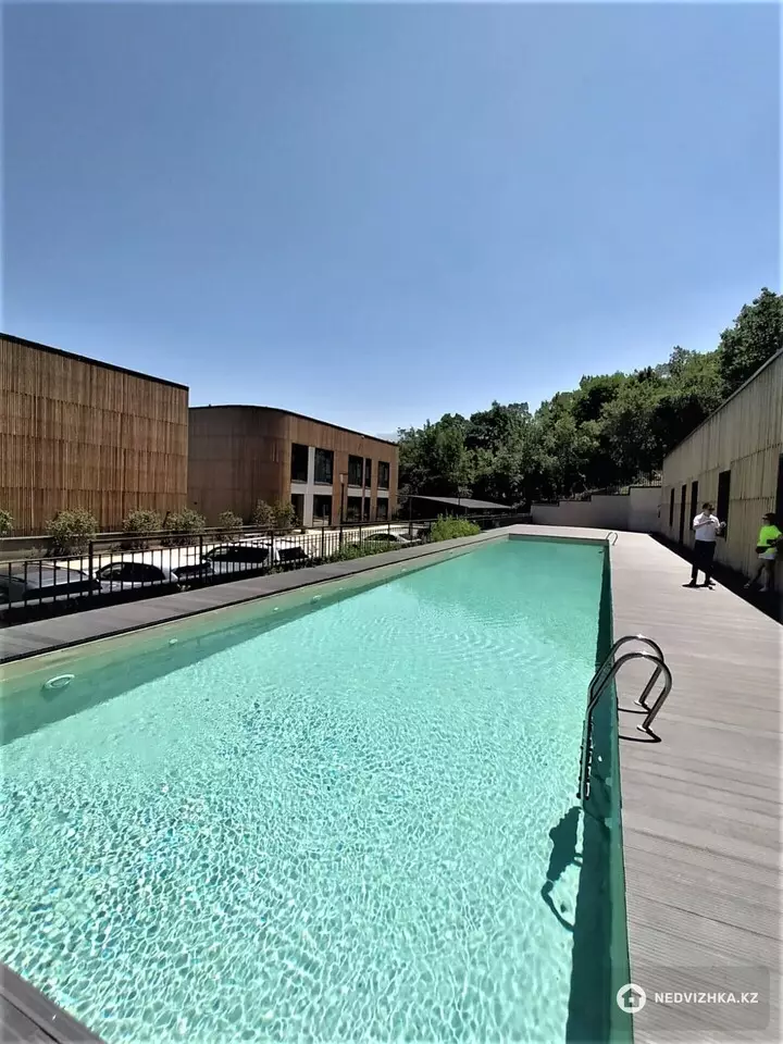 143 м², 3-комнатная квартира, этаж 2 из 3, 143 м², изображение - 1