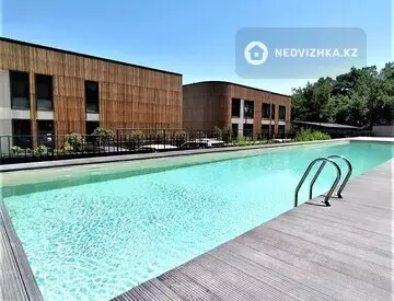 4-комнатная квартира, этаж 2 из 3, 143 м²