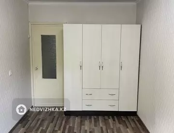 3-комнатная квартира, этаж 2 из 4, 58 м²