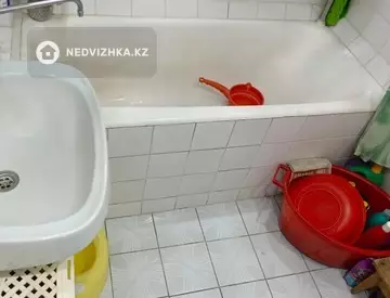 2-комнатная квартира, этаж 3 из 5, 52 м²