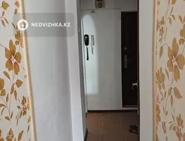 1-комнатная квартира, этаж 3 из 5, 29 м²