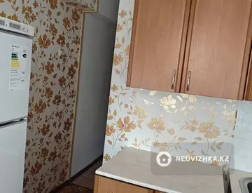 1-комнатная квартира, этаж 3 из 5, 29 м²