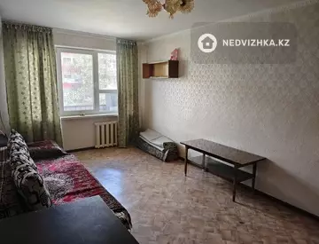 1-комнатная квартира, этаж 3 из 5, 29 м²