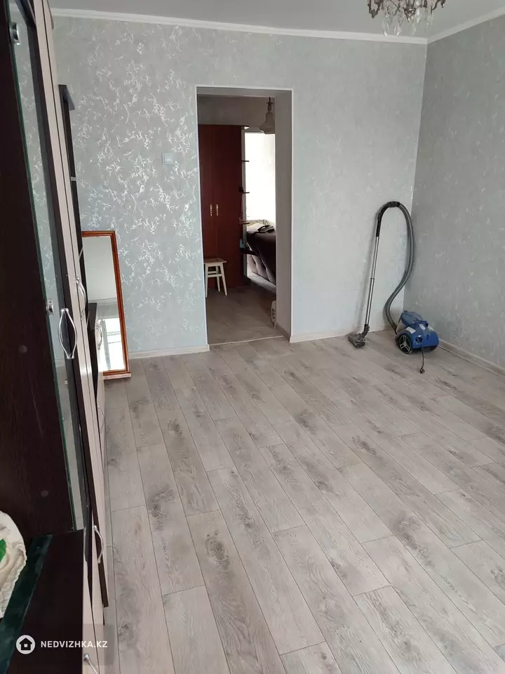 58 м², 3-комнатная квартира, этаж 3 из 5, 58 м², изображение - 1