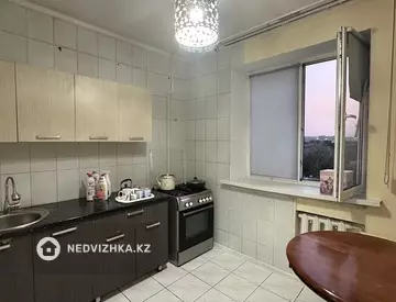 3-комнатная квартира, этаж 8 из 9, 71 м²