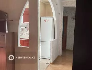 3-комнатная квартира, этаж 2 из 10, 59 м²