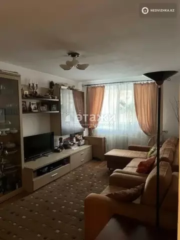 2-комнатная квартира, этаж 1 из 4, 43 м²