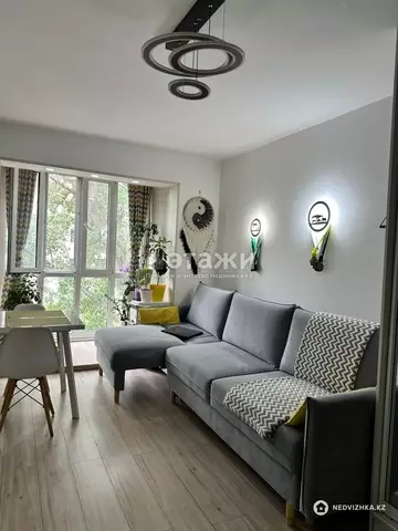 2-комнатная квартира, этаж 5 из 5, 33 м²