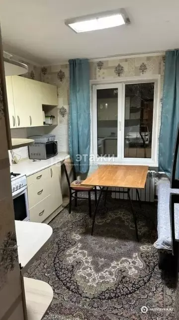 2-комнатная квартира, этаж 1 из 5, 52 м²