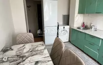 1-комнатная квартира, этаж 6 из 9, 40 м²