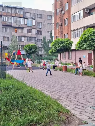 2-комнатная квартира, этаж 11 из 12, 50 м²