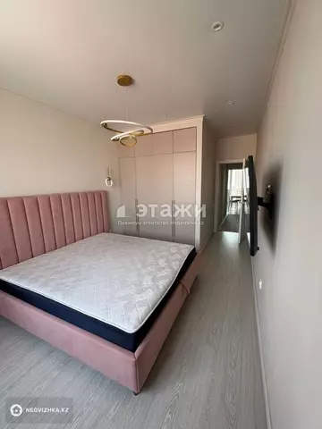 2-комнатная квартира, этаж 12 из 12, 61 м²