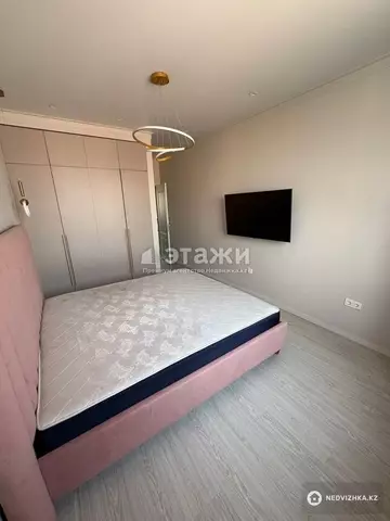 2-комнатная квартира, этаж 12 из 12, 61 м²