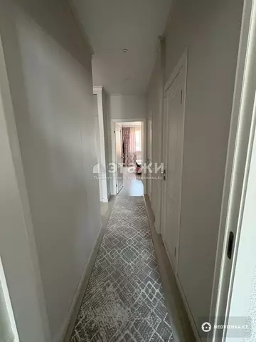 2-комнатная квартира, этаж 12 из 12, 61 м²