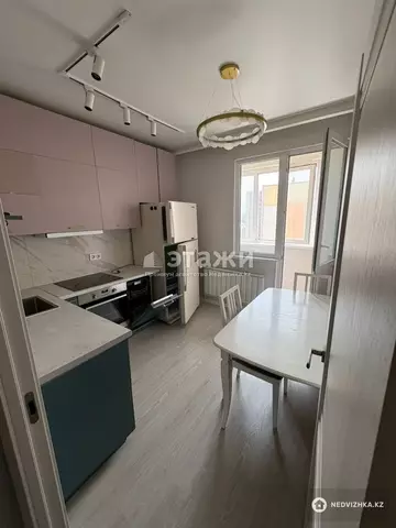 60.8 м², 2-комнатная квартира, этаж 12 из 12, 61 м², изображение - 10