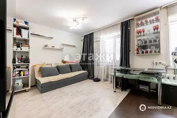 1-комнатная квартира, этаж 2 из 5, 30 м²