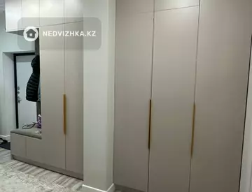 2-комнатная квартира, этаж 9 из 20, 85 м²